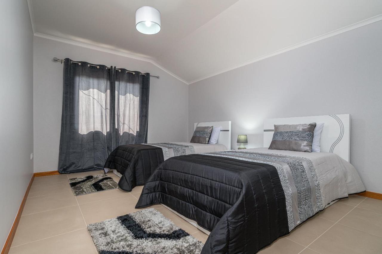 Casa Raimunda, Big Apartment With Amazing Views Arco da Calheta  Luaran gambar